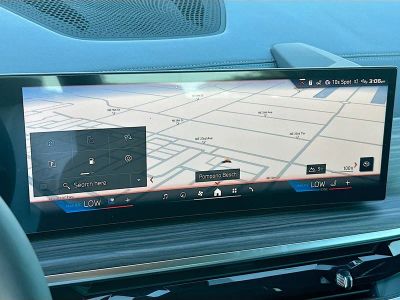 2026 BMW X5 — photo 11 view