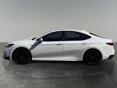 2025 Toyota Camry — detail view