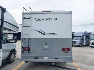 2027 Thor Motor Coach QUANTUM — photo 32 view
