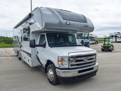 2027 Thor Motor Coach QUANTUM — front three-quarter view