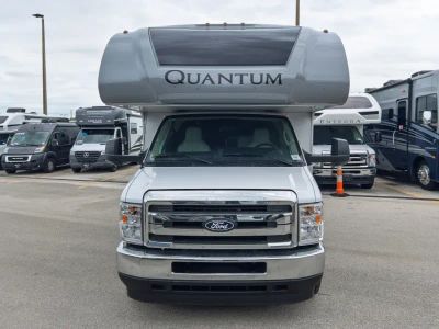 2027 Thor Motor Coach QUANTUM — photo 31 view