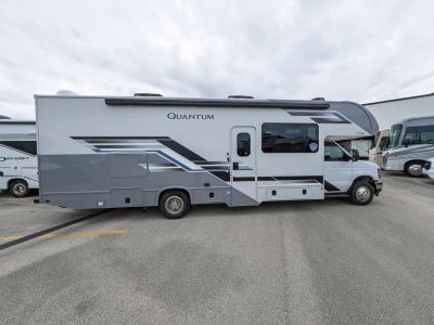 2027 Thor Motor Coach QUANTUM — photo 19 view