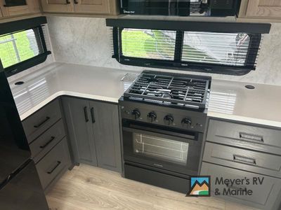 2026 Forest River RV Rockwood Signature - Photo 43