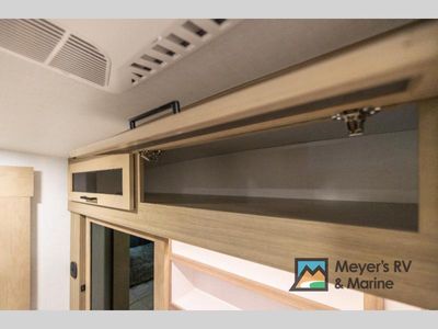 2026 Forest River RV Rockwood Signature - Photo 8
