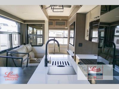 2026 Cougar 290RLS - Photo 13