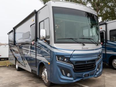 2026 Fleetwood BOUNDER - Photo 1