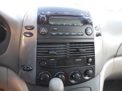 2006 Toyota Sienna - Photo 17