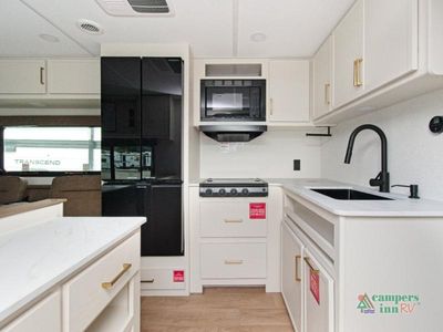 2027 Grand Design Transcend Xplor - Photo 8