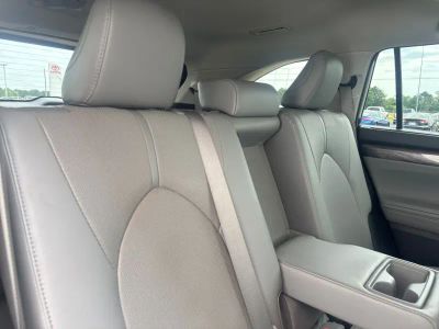 2021 Toyota Highlander - Photo 28
