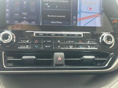 2021 Toyota Highlander - Photo 12