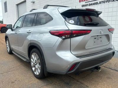 2021 Toyota Highlander - Photo 5