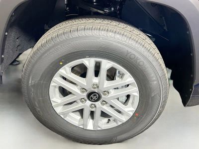 2026 Toyota Tundra 4WD — photo 11 view