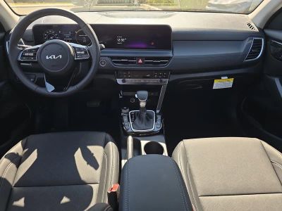 2026 Kia Seltos — photo 12 view