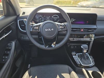 2026 Kia Seltos — photo 13 view