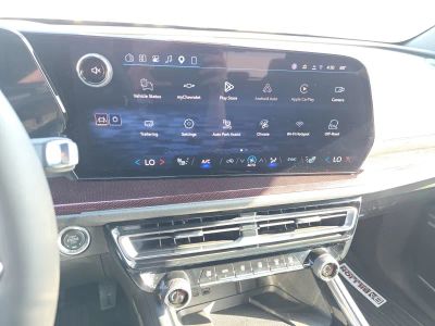 2026 Chevrolet Traverse — photo 11 view