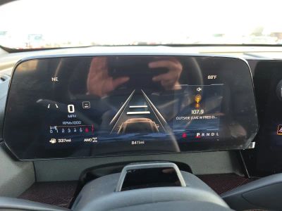 2026 Chevrolet Traverse — photo 10 view