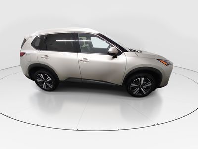 2024 Nissan Rogue — photo 8 view