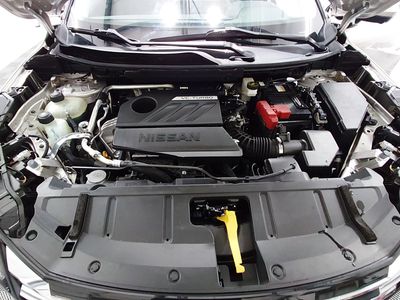 2024 Nissan Rogue — photo 9 view