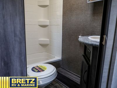 2019 Pacific Coachworks Powerlite - Photo 11