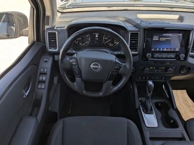 2023 Nissan Frontier — photo 12 view