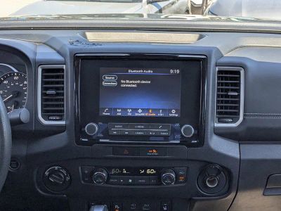 2023 Nissan Frontier — photo 14 view