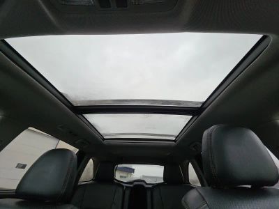 2017 Toyota Highlander - Photo 24