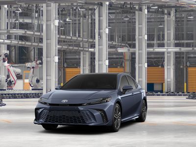 2026 Toyota Camry - Photo 18