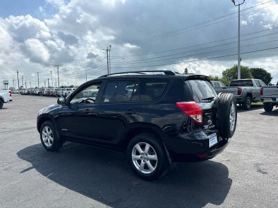 2008 Toyota RAV4 — rear three-quarter view