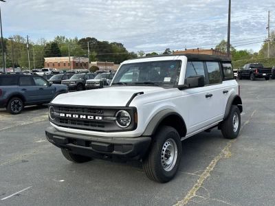 2026 Ford Bronco - Photo 3