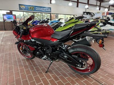 2025 Suzuki GSX-R1000 - Photo 7
