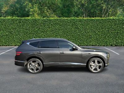 2024 Genesis GV80 — side profile view