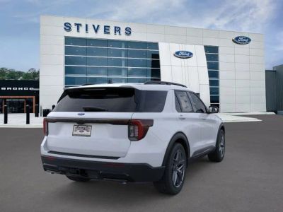 2026 Ford Explorer — photo 8 view