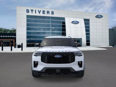 2026 Ford Explorer — photo 7 view