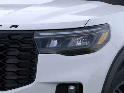 2026 Ford Explorer — photo 18 view