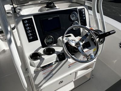 2024 Robalo R202 Explorer - Photo 15