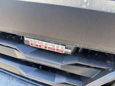 2026 Chevrolet Colorado — photo 9 view