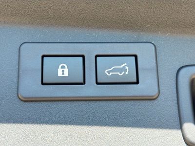 2026 Subaru Outback — photo 13 view