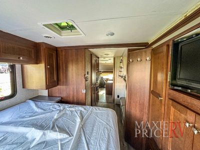 2018 Forest River Forester - Photo 21