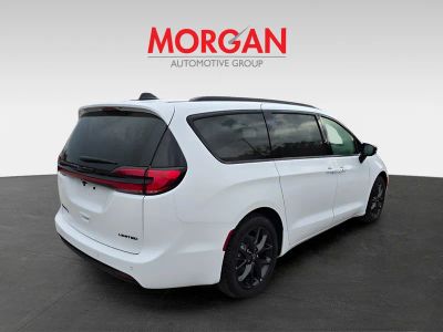 2026 Chrysler Pacifica — engine compartment view