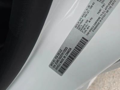 2026 Chrysler Pacifica — photo 14 view