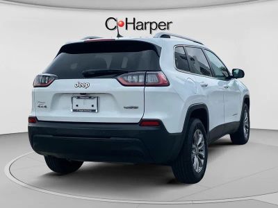 2020 Jeep Cherokee — rear three-quarter view