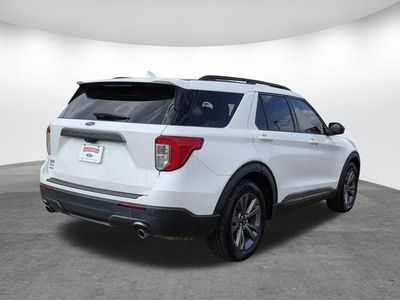 2022 Ford Explorer - Photo 4
