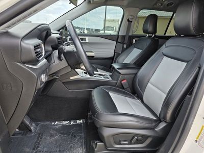 2022 Ford Explorer - Photo 12
