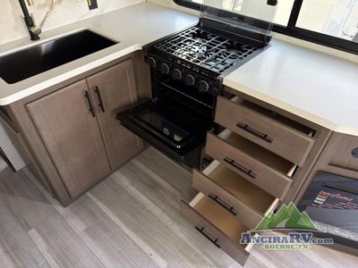 2026 Keystone RV Cougar Half-Ton - Photo 9