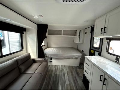 2026 Jayco Jay Flight SLX - Photo 9