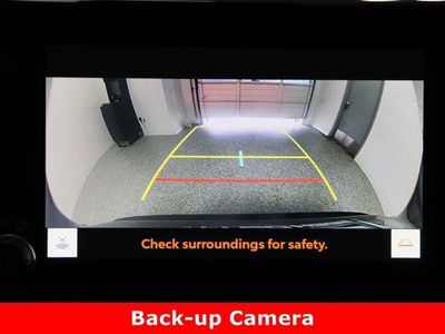 2025 Toyota RAV4 AWD — photo 21 view