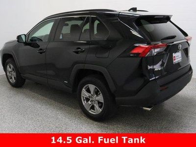 2025 Toyota RAV4 AWD — photo 9 view