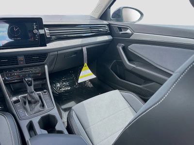 2026 Volkswagen Jetta — photo 18 view
