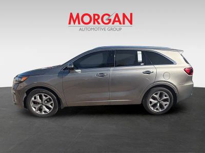 2019 Kia Sorento — engine compartment view