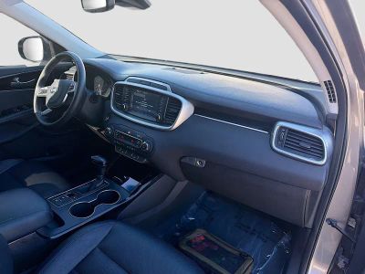 2019 Kia Sorento — photo 14 view